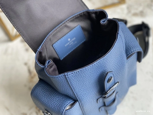 WIS XS CHRISTOPHER LOUIS VUITTON 0205